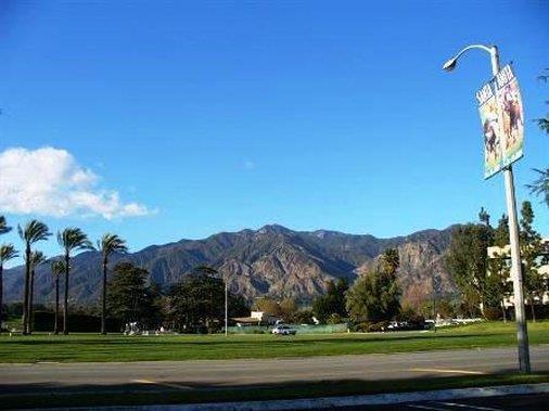 The Santa Anita Inn Arcadia Buitenkant foto